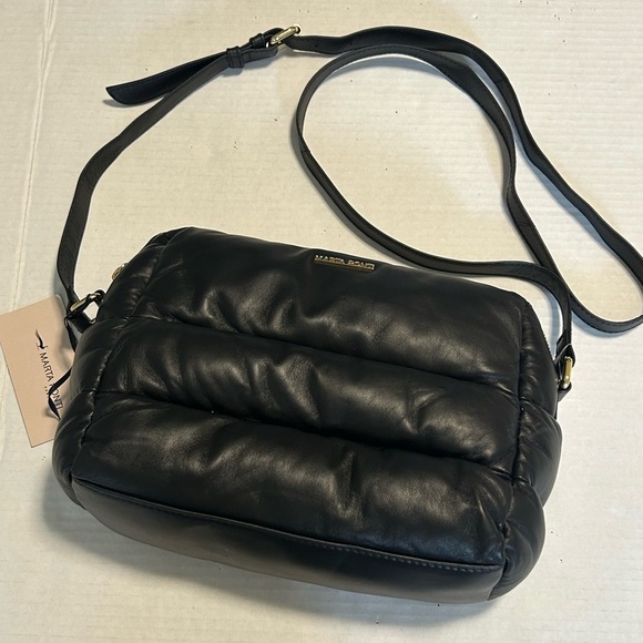 MARTA PONTI Handbags - MARTA PONTI Black Quilted Crossbody Adjustable Strap bag NWT